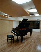Piano.JPG